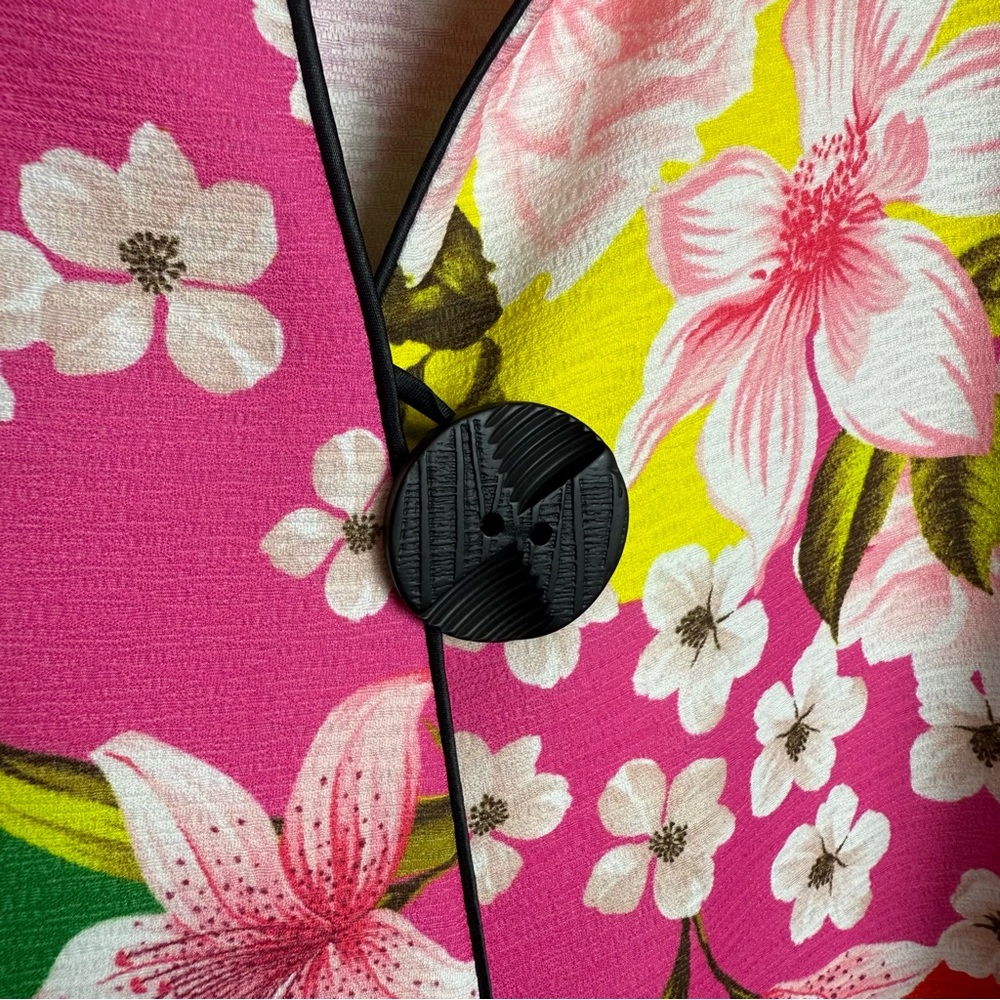 IC Collection Size XXL Vibrant Floral Asymmetrical One-Button 3/4 Sleeve Jacket - Picture 3 of 6